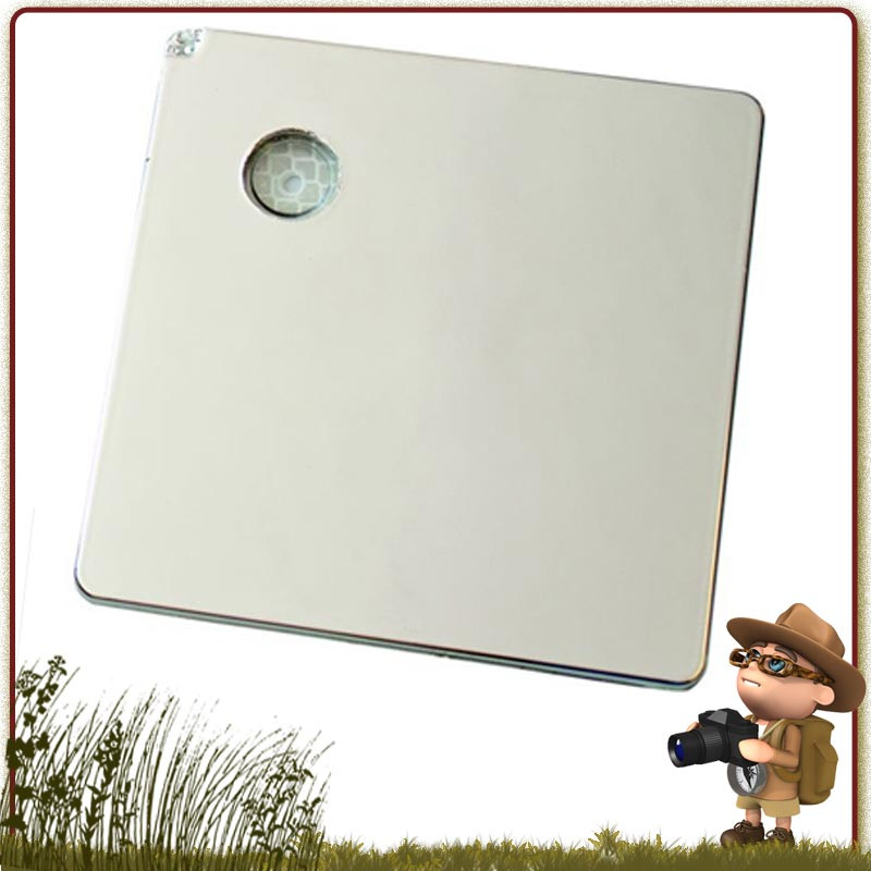 miroir de survie innovant est ultra léger, robuste et de grande taille avec ses 10 cm de côte miroir de survie innovant est ultra léger, robuste et de grande taille avec ses 10 cm de côte